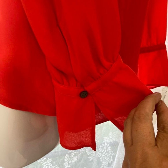 Ann Taylor Elegant Red Women's Blouse with Slit and High Neck XSP - Picture 3 of 4